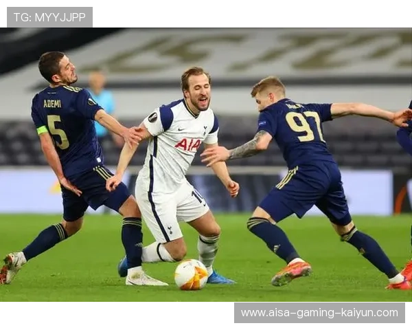 热刺前场推进更加有章法，库卢切夫斯基搓射偏高